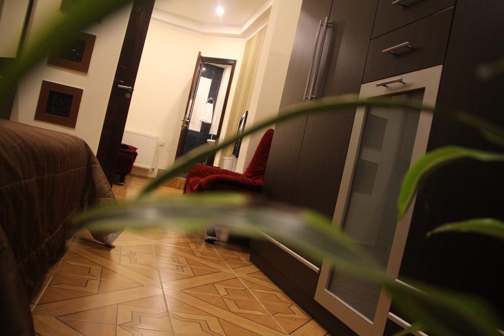 Irise Hotel Batumi Exterior photo